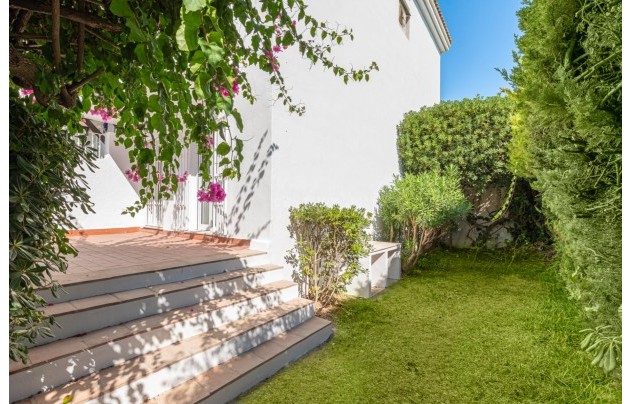 Resale - House - Marbella - Puerto Banús