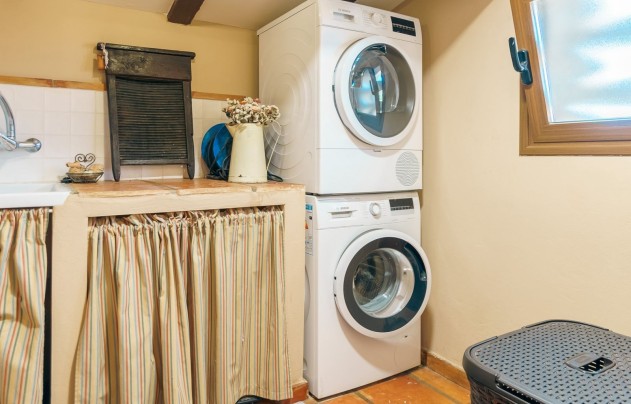 Resale - Villa - La Nucía