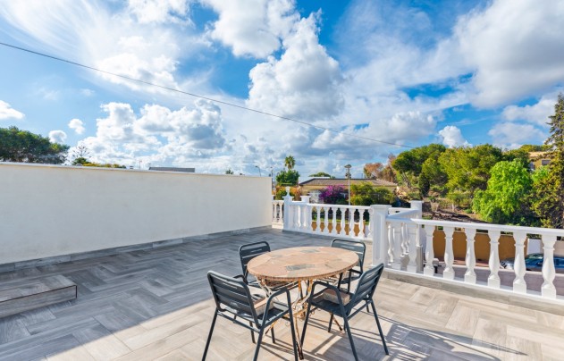 Resale - Villa - Torrevieja - Los Balcones