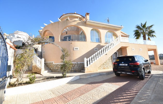 Resale - Villa - Ciudad Quesada - Golf course