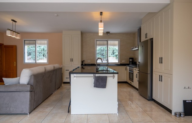 Resale - Villa - Abanilla