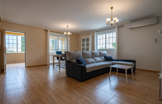 Resale - Villa - Abanilla