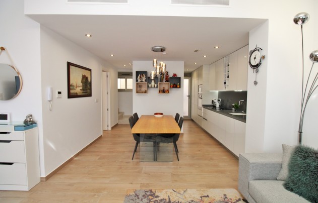 Revente - Villa - Villamartín