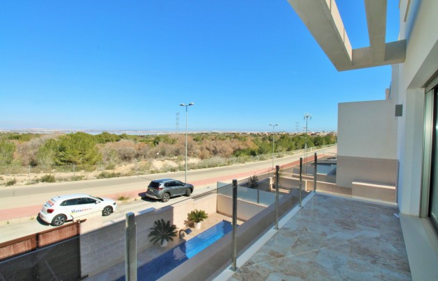 Revente - Villa - Villamartín