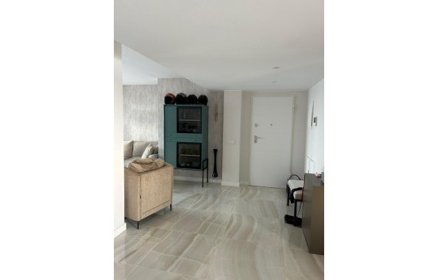 Resale - Apartment - Torrevieja - Punta Prima