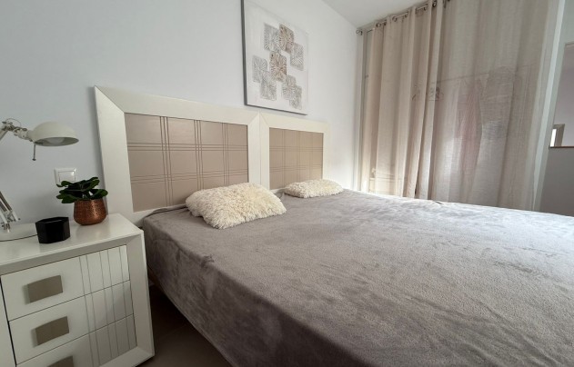 Resale - House - Torrevieja - Punta Prima