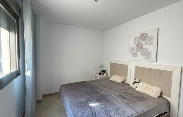 Resale - House - Torrevieja - Punta Prima