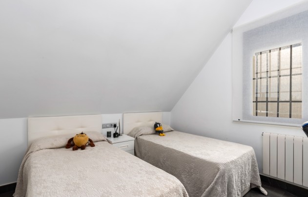 Resale - Villa - San Juan Alicante - Frank Espinós