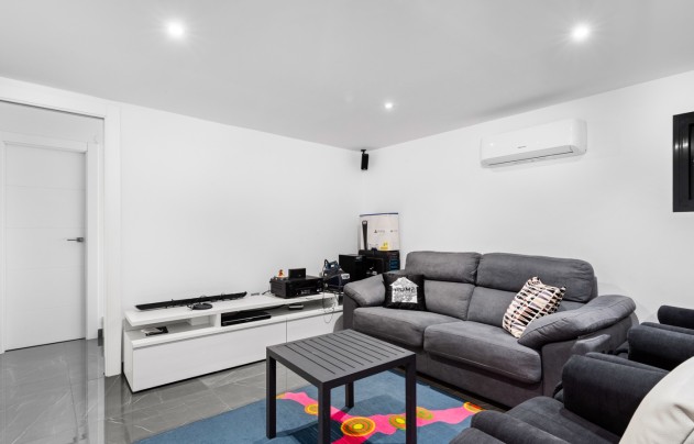 Resale - Villa - San Juan Alicante - Frank Espinós
