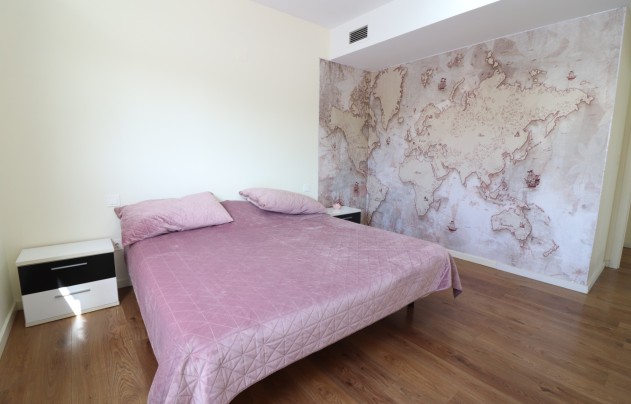 Resale - Villa - La Marina