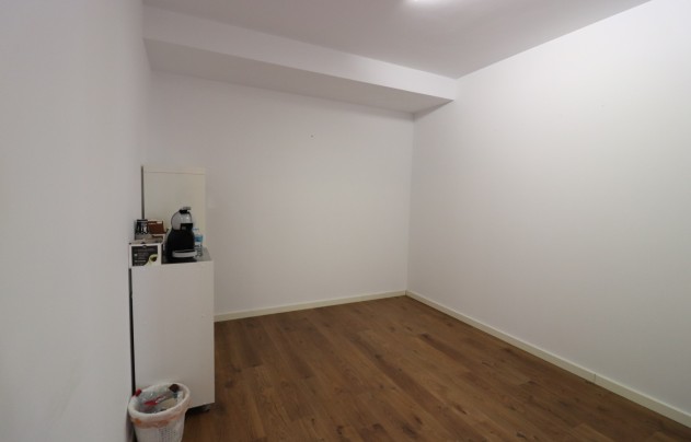 Resale - Villa - La Marina