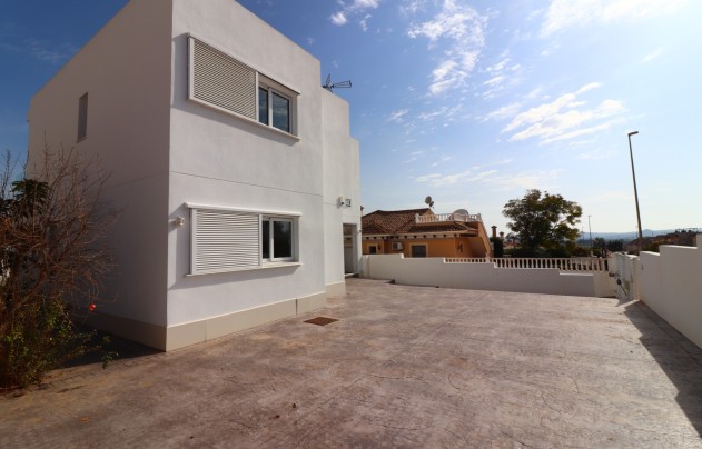 Resale - Villa - La Marina