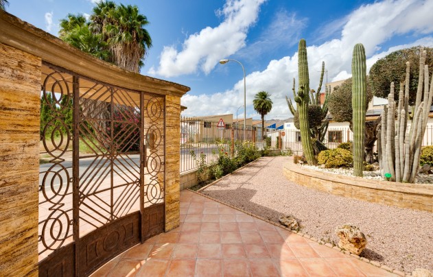 Reventa - Villa - Orihuela