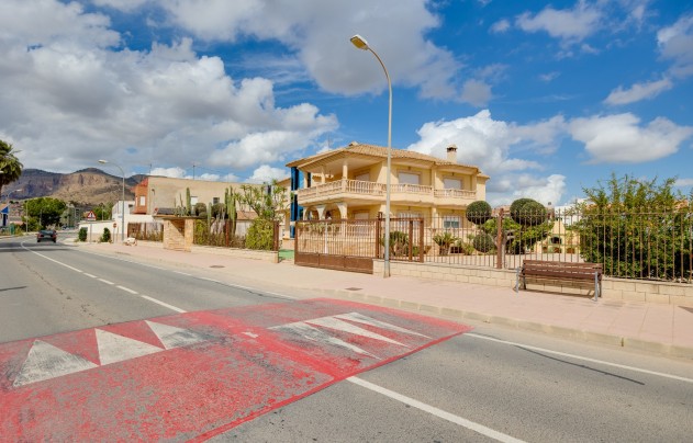 Reventa - Villa - Orihuela