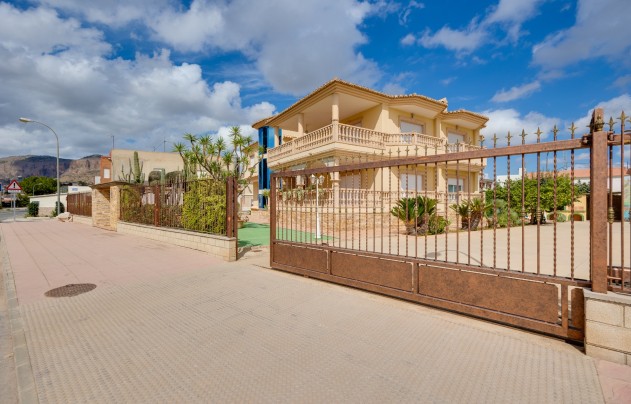 Reventa - Villa - Orihuela