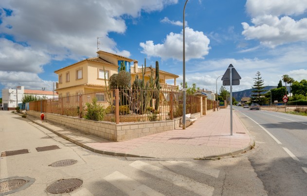 Reventa - Villa - Orihuela