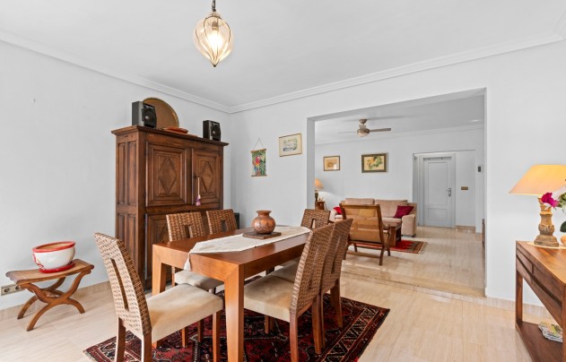 Resale - Villa - Los Balcones