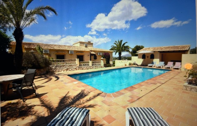 Resale - Villa - Jávea - Montgó