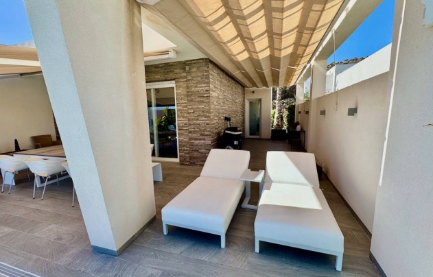 Resale - Villa - La Finca Golf - Algorfa