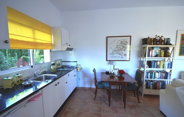Resale - Villa - Altea