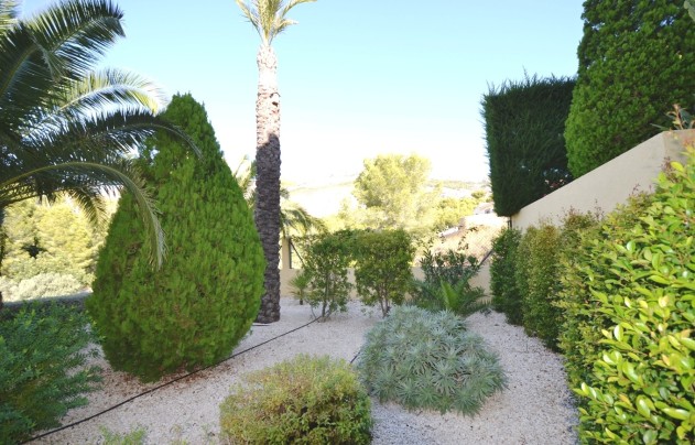 Resale - Villa - Altea