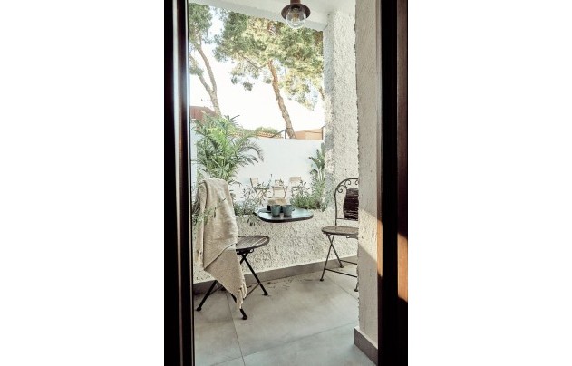Resale - Villa - Orihuela Costa - Punta Prima