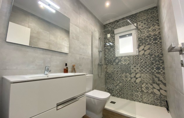 Resale - Villa - Orihuela Costa - Villamartín