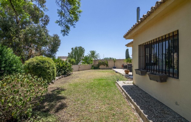 Resale - Villa - Benahavis - La Quinta