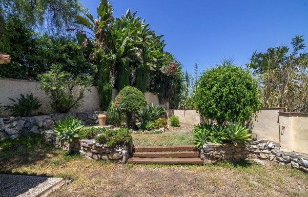 Resale - Villa - Benahavis - La Quinta