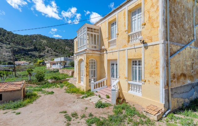 Resale - Villa - Orihuela