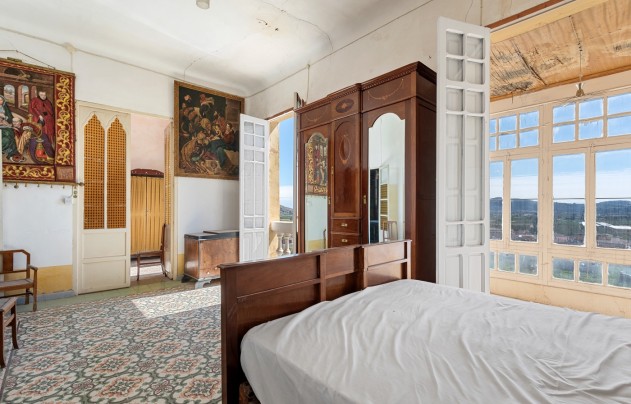 Resale - Villa - Orihuela