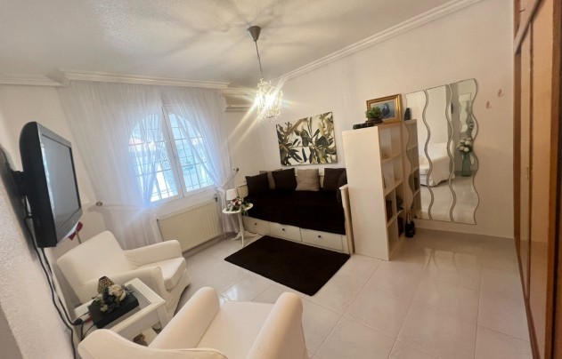 Resale - Villa - Los Urrutias