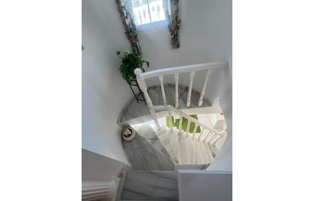 Resale - Villa - Los Urrutias