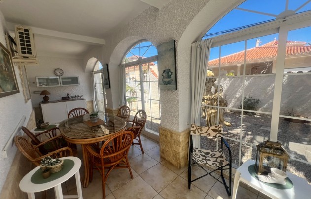 Resale - Villa - Los Urrutias