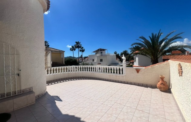 Resale - Villa - Los Urrutias