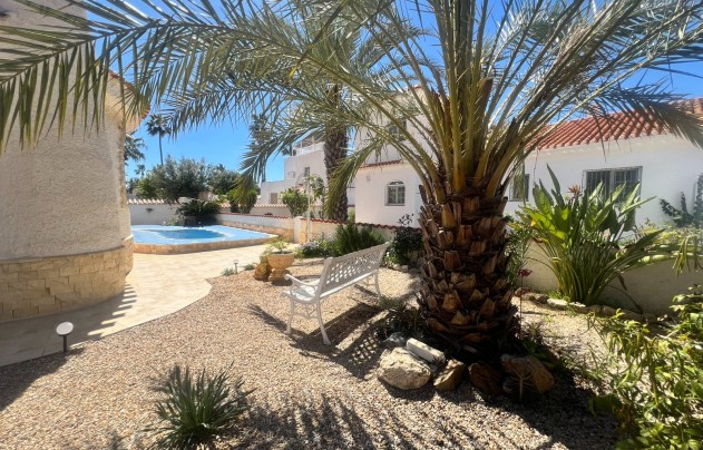 Resale - Villa - Los Urrutias