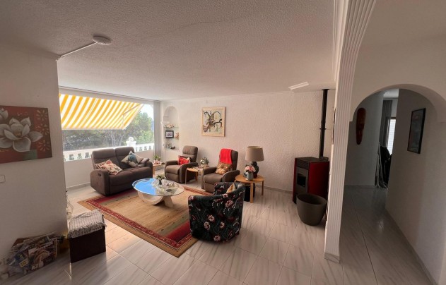 Resale - Villa - La Nucía - Monte Bello