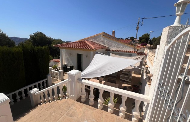 Resale - Villa - La Nucía - Monte Bello