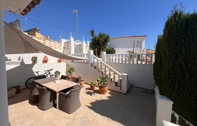 Resale - Villa - La Nucía - Monte Bello