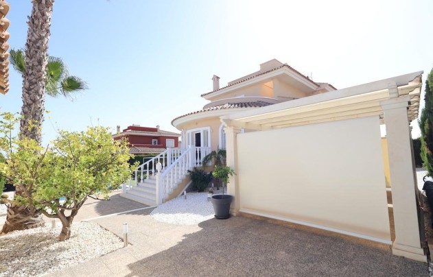 Resale - Villa - Ciudad Quesada