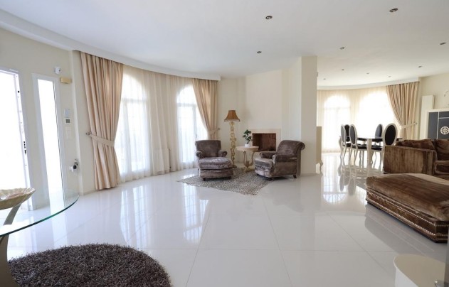 Resale - Villa - Ciudad Quesada