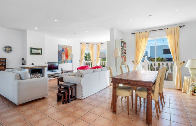 Resale - Villa - Ciudad Quesada - Pueblo Lucero