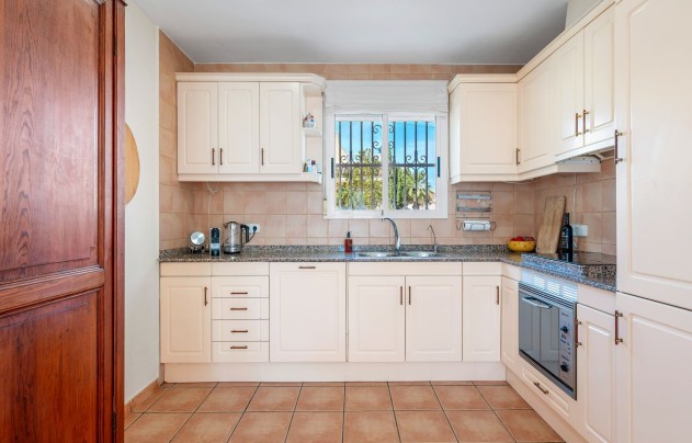 Resale - Villa - Ciudad Quesada - Pueblo Lucero