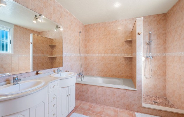 Resale - Villa - Ciudad Quesada - Pueblo Lucero
