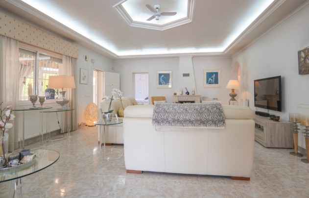 Resale - Villa - Ciudad Quesada