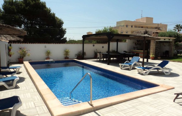 Resale - Villa - Orihuela Costa - Lomas De Cabo Roig