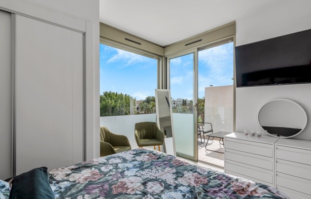 Resale - Villa - Orihuela Costa - Villamartín