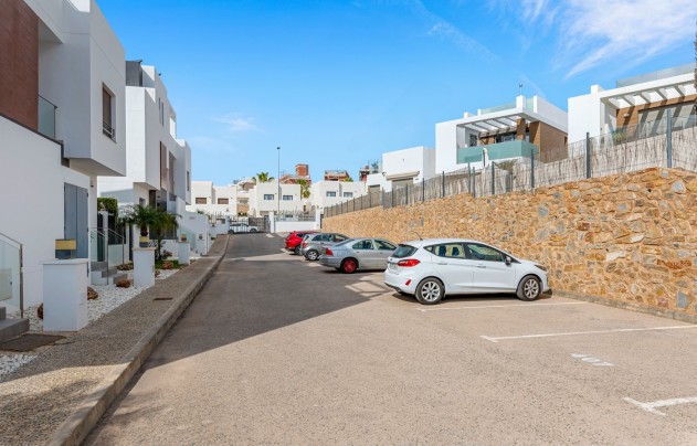 Resale - Villa - Orihuela Costa - Villamartín