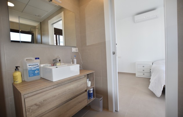 Resale - Villa - Benijofar