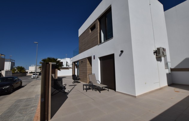Resale - Villa - Benijofar